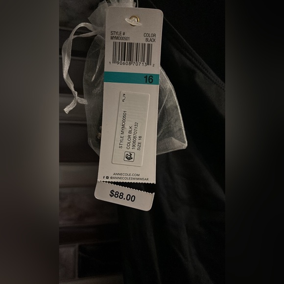 Anne Cole Twist Front Shirred One Piece - Picture 6 of 6